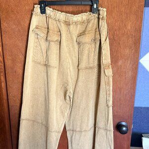 Wide Leg Cargo Pants